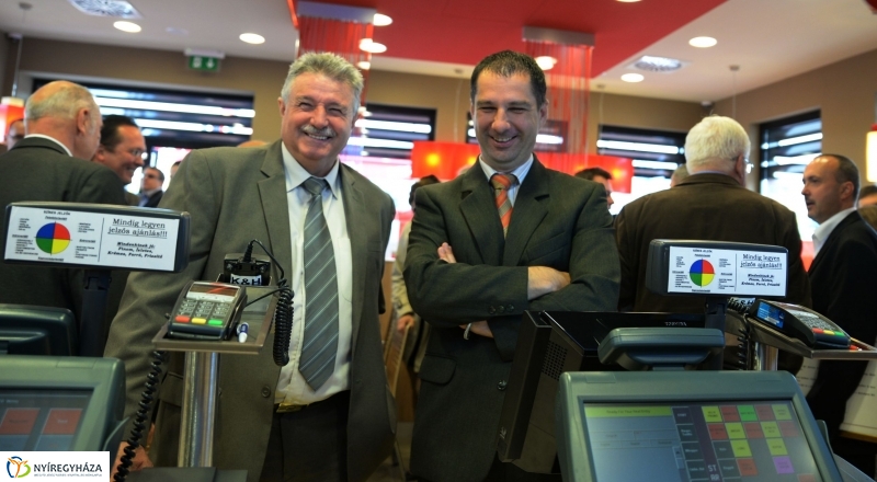 Burger King étterem nyílt Nyíregyházán