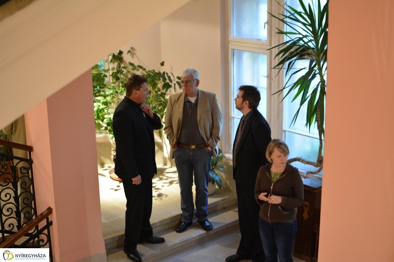 Iserlohni Dohányszelencék kiállítás a Jósa András Múzeumban