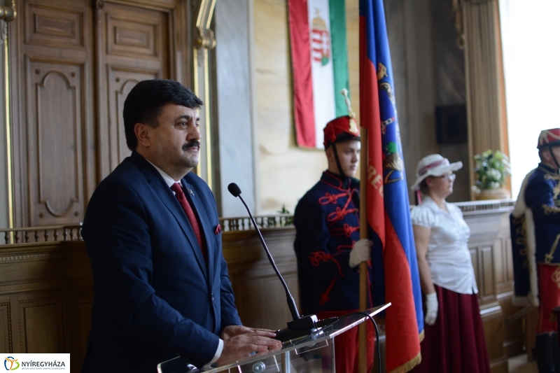 Ünnepi Közgyűlés a Városházán
