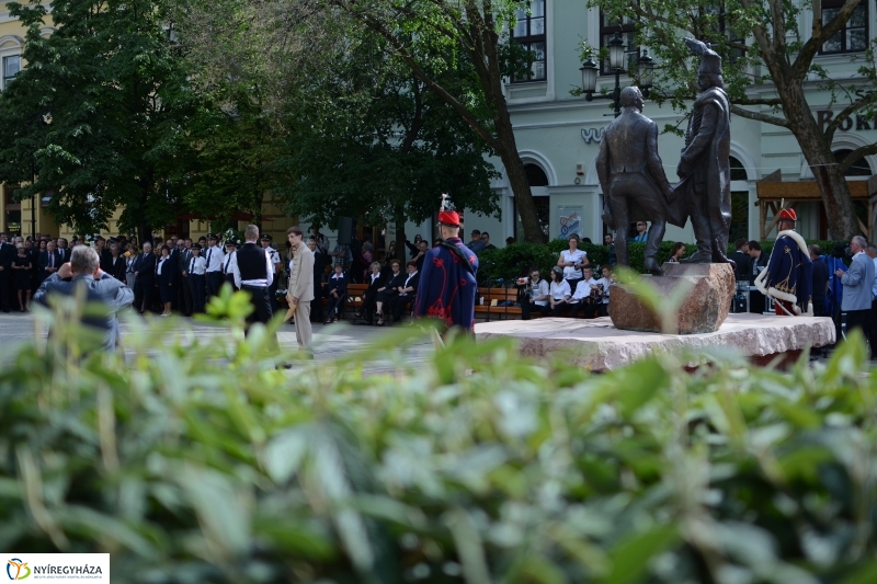 Városalapítók emlékművének koszorúzása