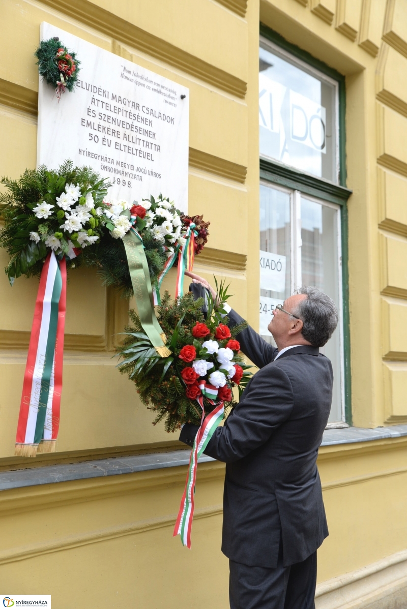 A Felvidék 1947  Egyesület koszorúzása