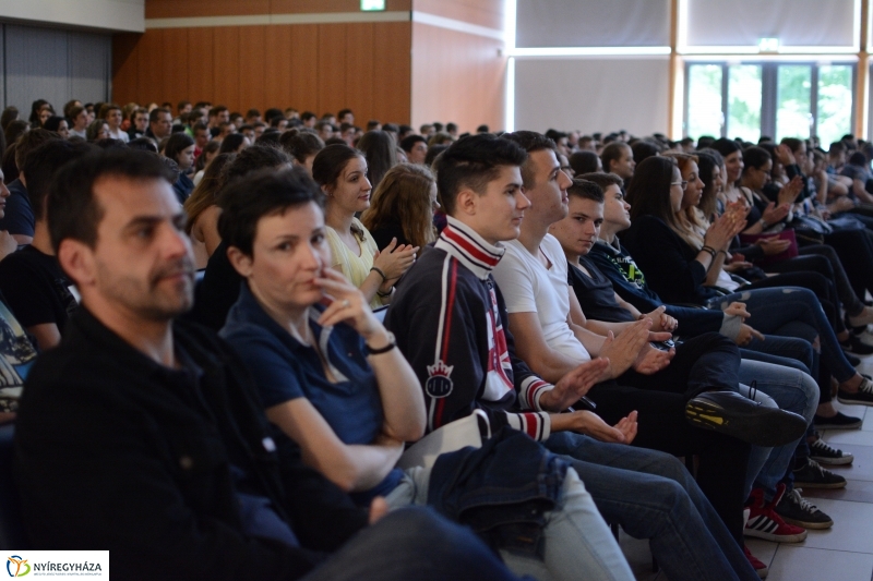 Kábítószer prevenciós előadás a Nyíregyházi Főiskolán