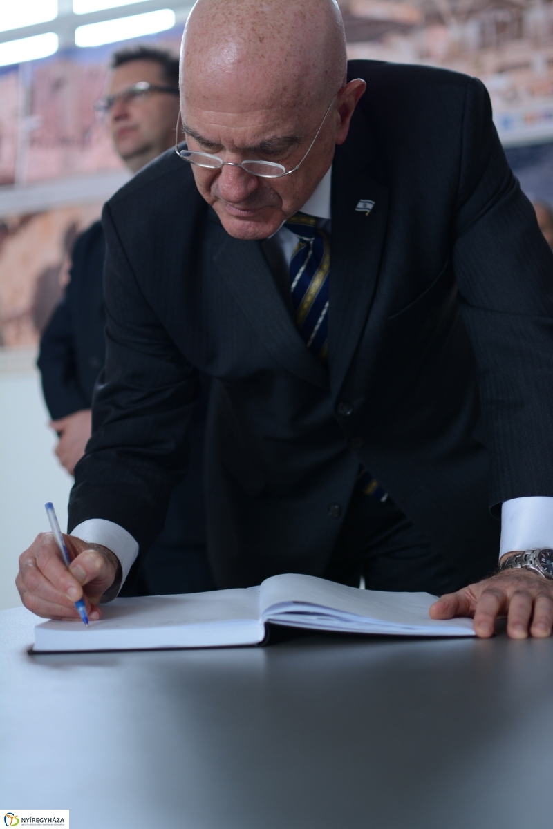 Izraeli kiállítás a VMKK-ban