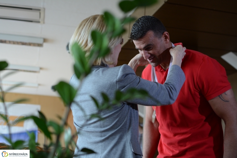 Ezüst érmet kaptak a Kézilabdásaink