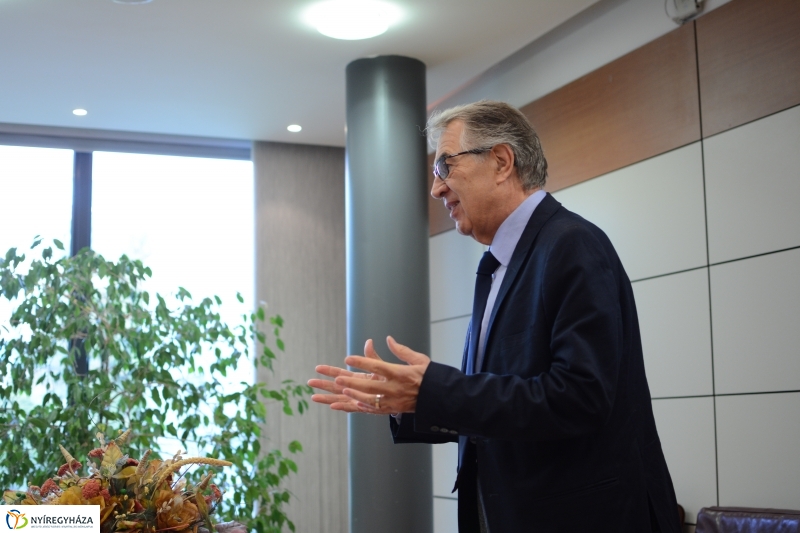 Sajtótájékoztató a Nyíregyházi Főiskolán