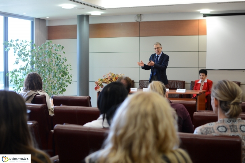 Sajtótájékoztató a Nyíregyházi Főiskolán
