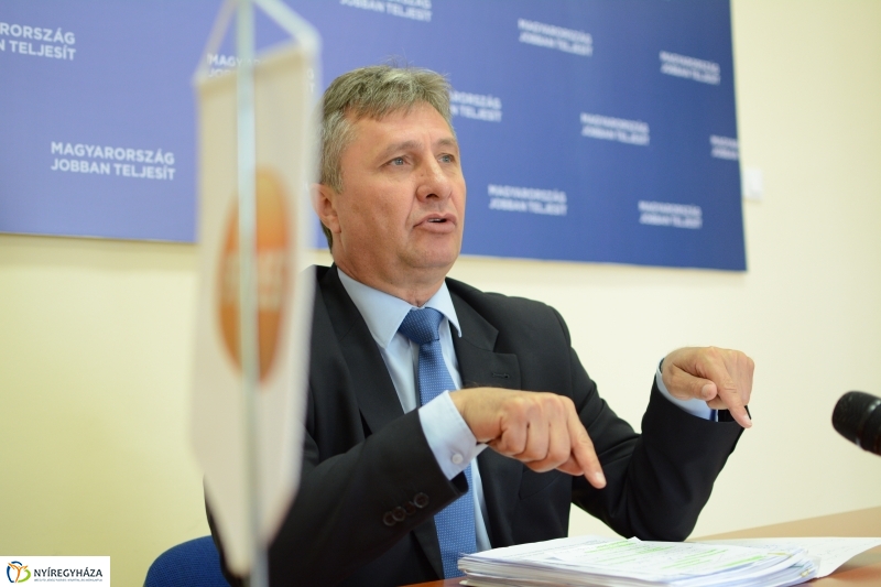 Fidesz Sajtótájékoztató