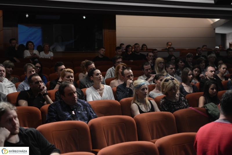Évadzáró ünnepség a színházban