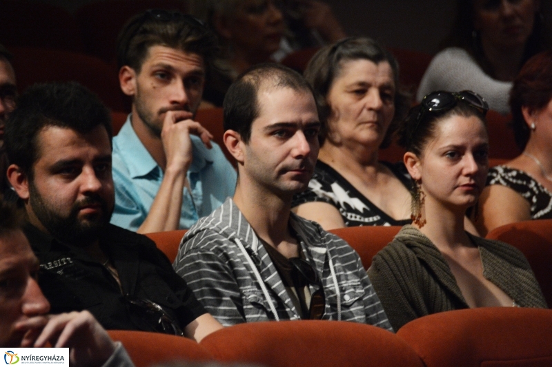 Évadzáró ünnepség a színházban