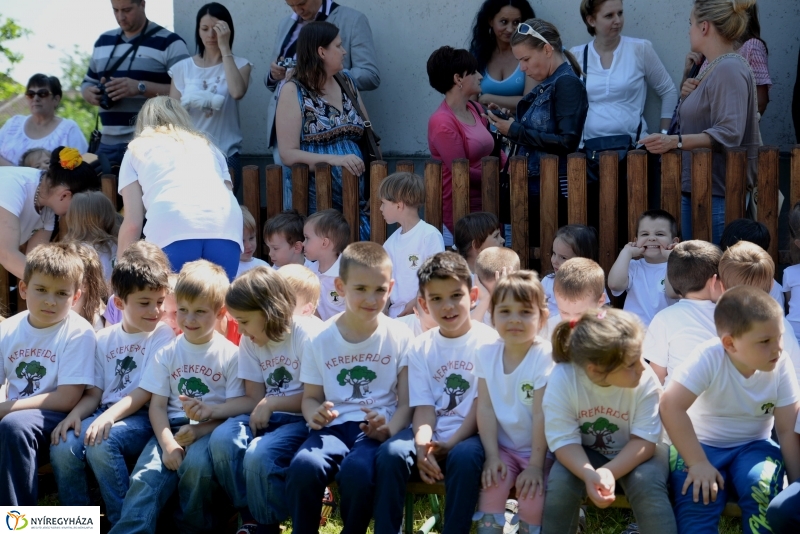 Így tedd rá program avató