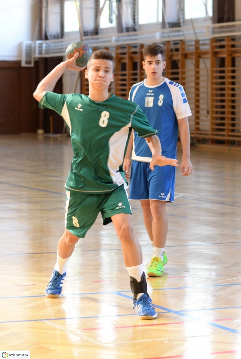 Megkezdődött a kézilaba diákolimpia