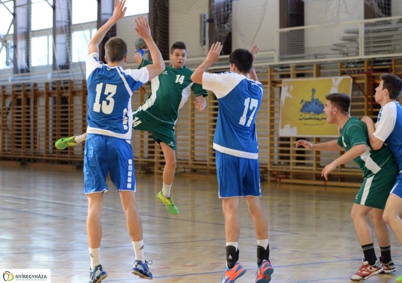 Megkezdődött a kézilaba diákolimpia