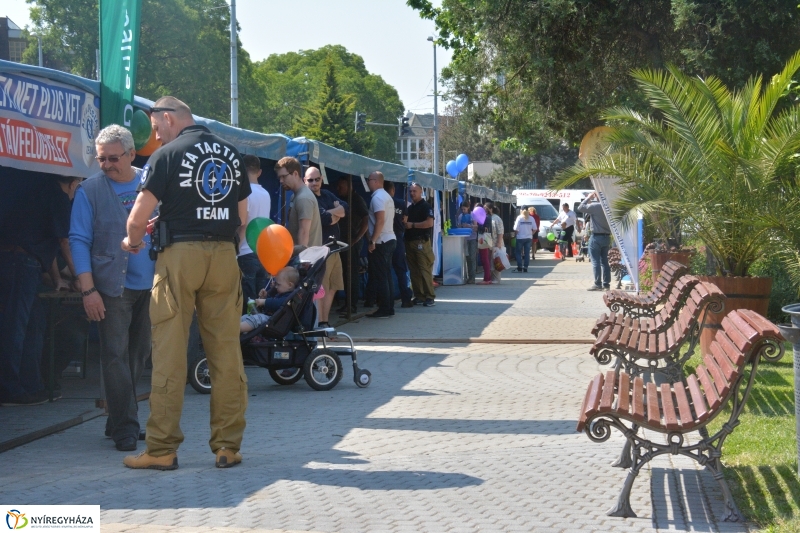 A nyíregyházi Országzászló tér bemutatja...