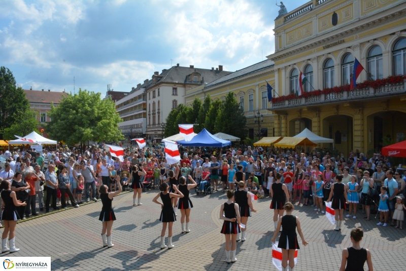 Városi Gyermeknap a Kossuth téren