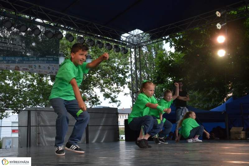 Városi Gyermeknap a Kossuth téren