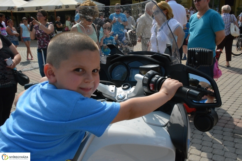 Városi Gyermeknap a Kossuth téren