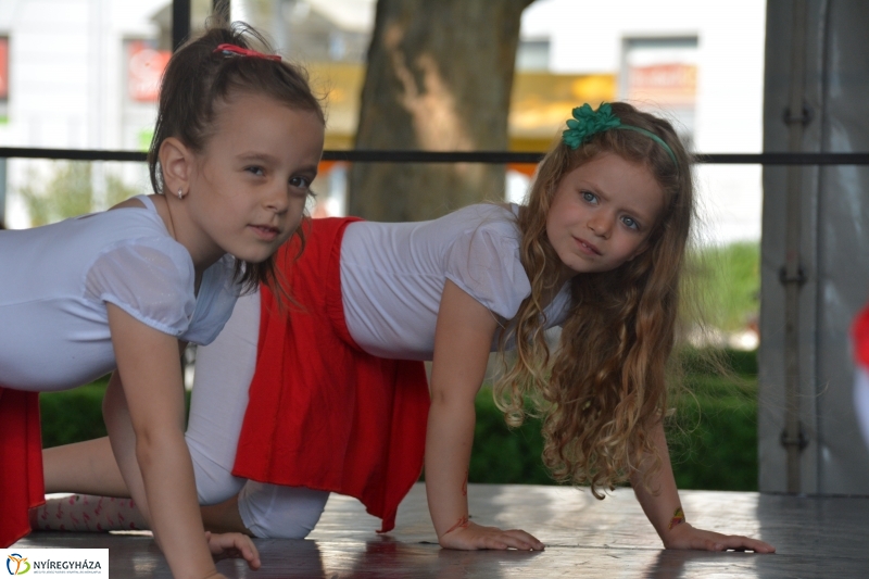 Városi Gyermeknap a Kossuth téren