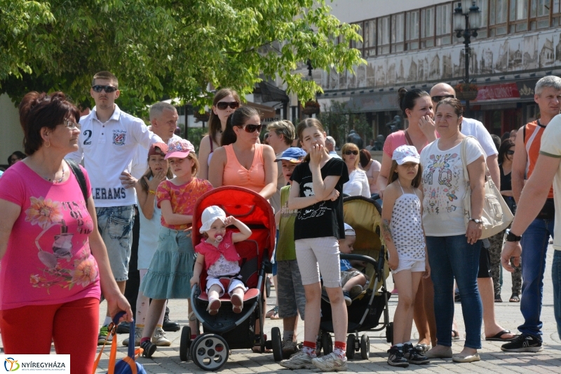 Városi Gyermeknap a Kossuth téren
