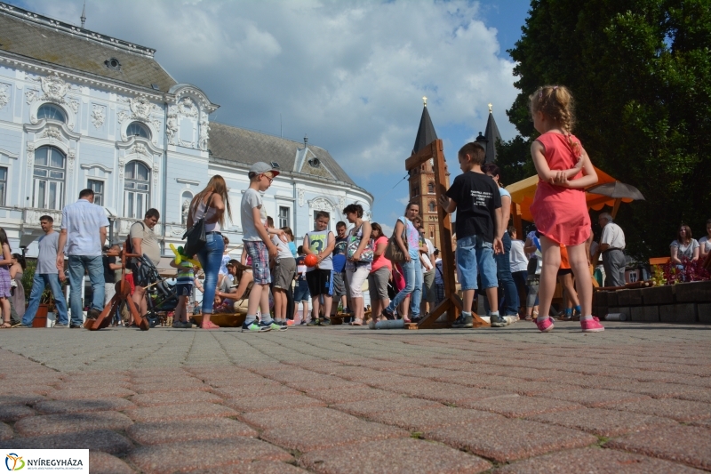 Városi Gyermeknap a Kossuth téren