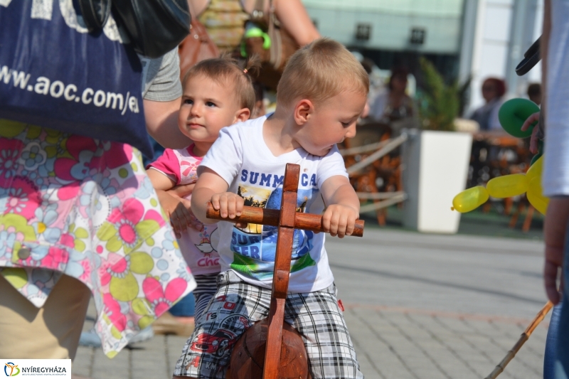 Városi Gyermeknap a Kossuth téren