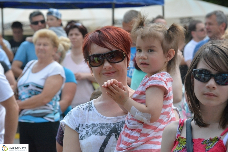 Városi Gyermeknap a Kossuth téren