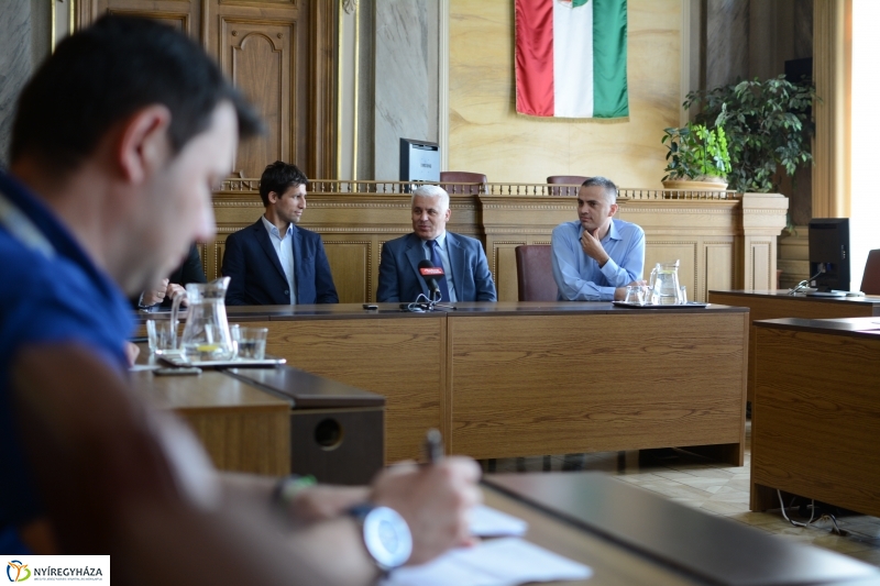 Kézilabda Sajtótájékoztató a Városházán