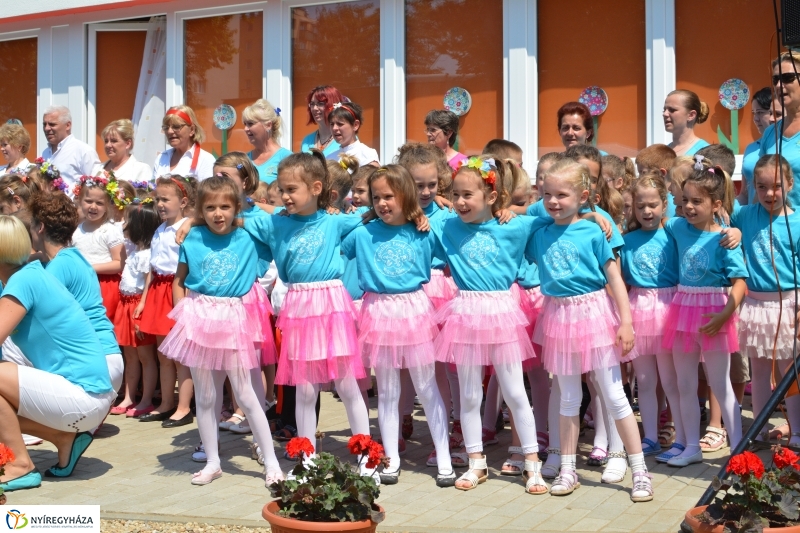 Ovi focipályák átadása