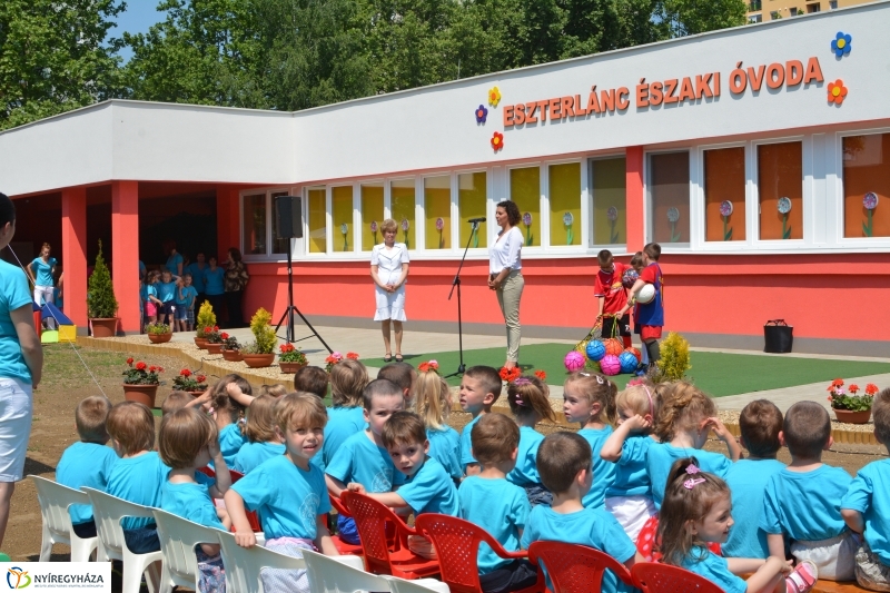 Ovi focipályák átadása