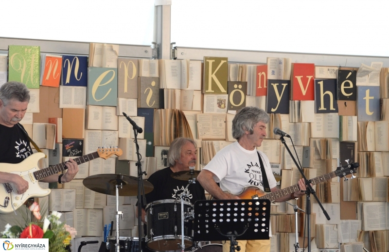 Az Ünnepi Könyvét második napi programjából