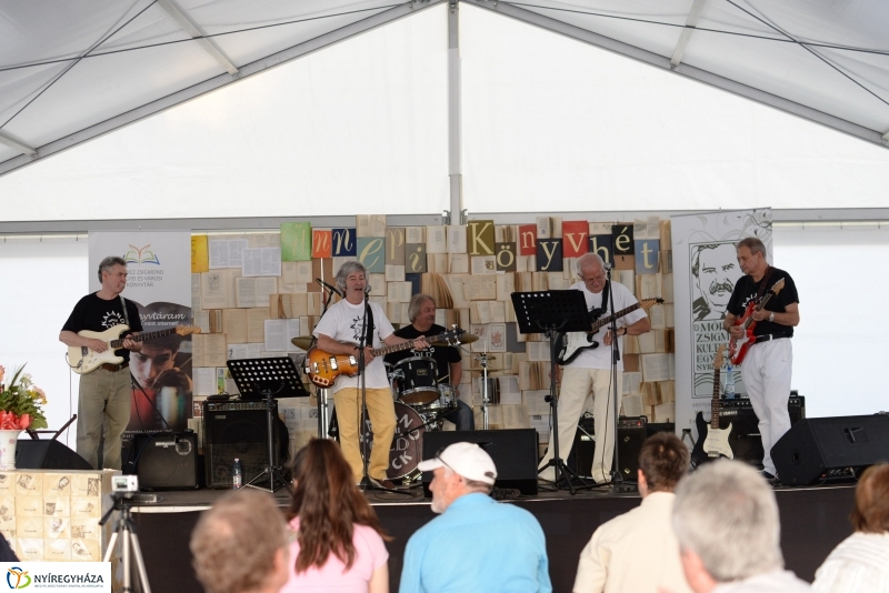 Az Ünnepi Könyvét második napi programjából