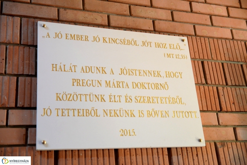 Táblaavatás Pregun Márta emlékére