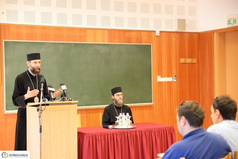 Egyházkormányzati változások-sajtótájkoztató