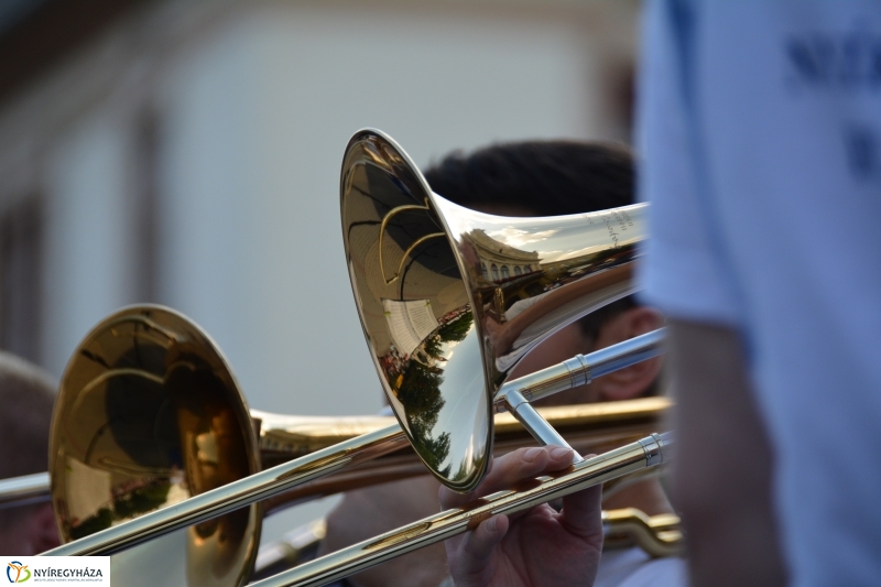 Tér Zene Koncert a Kossuth téren