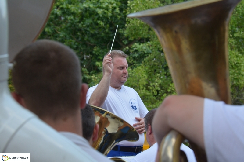 Tér Zene Koncert a Kossuth téren