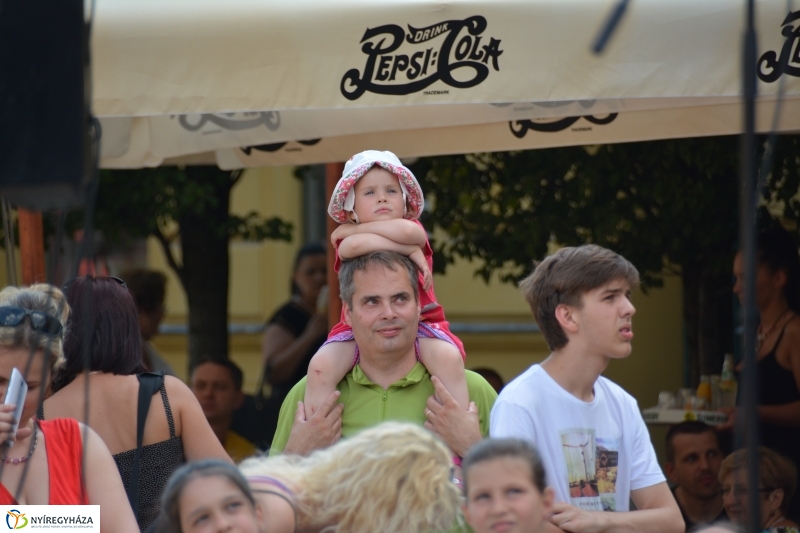 Tér Zene Koncert a Kossuth téren