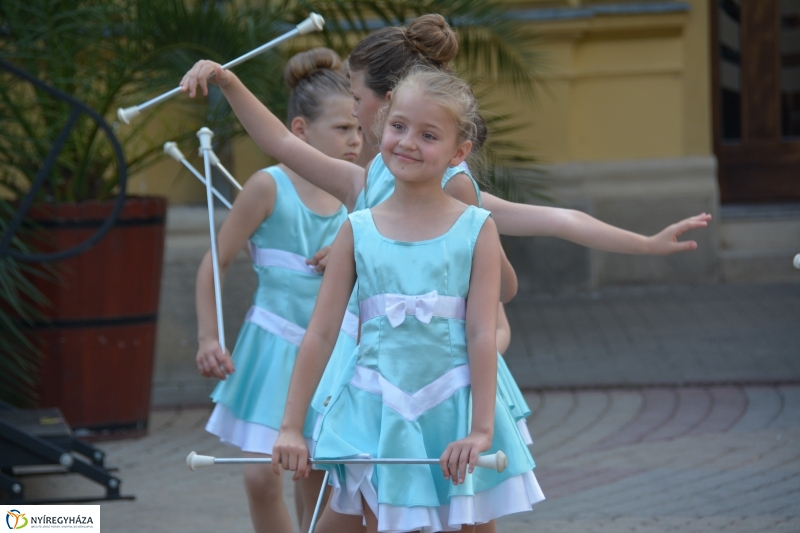 Tér Zene Koncert a Kossuth téren