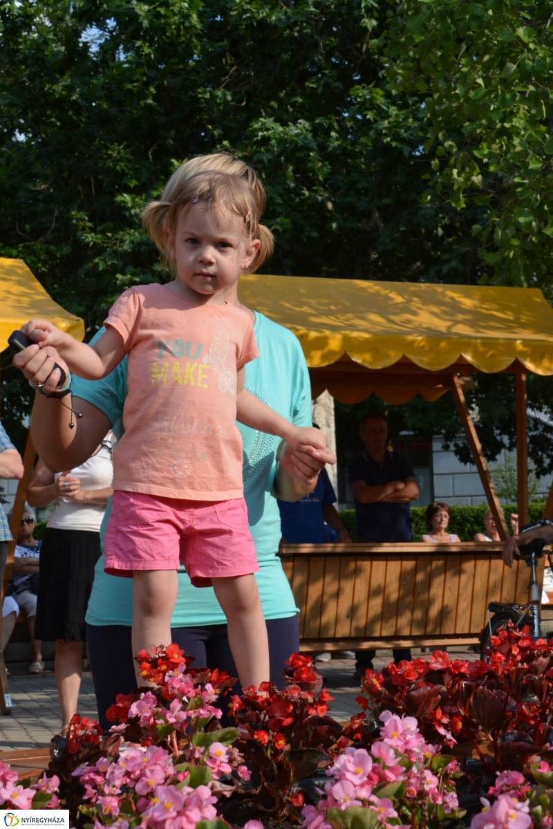 Tér Zene Koncert a Kossuth téren