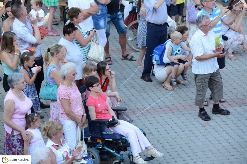 Tér Zene Koncert a Kossuth téren