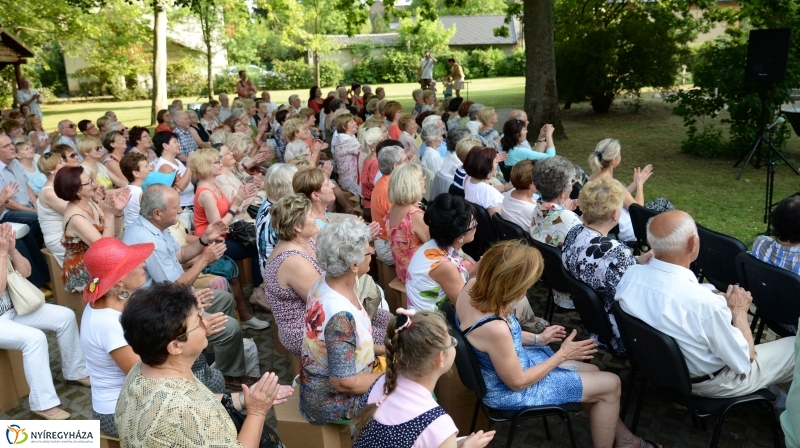 A Milord együttes fellépése a Bencs Villában