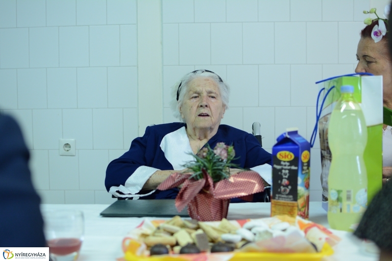 Benkó Andrásné 95. születésnapi köszöntése