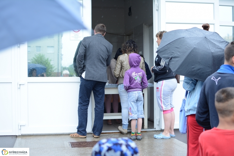 Ételosztás a Kikelet Óvodában 