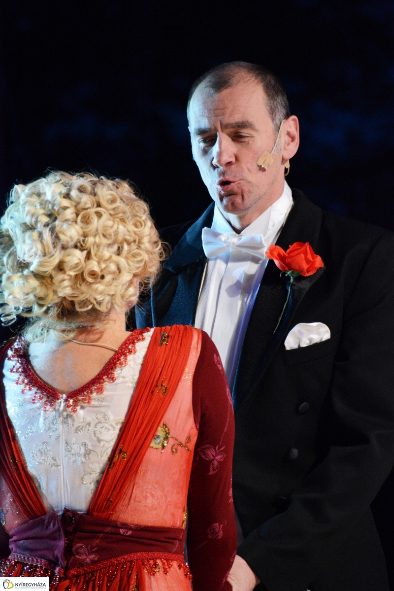 Csárdáskirálynő a Szabadtéri színpadon