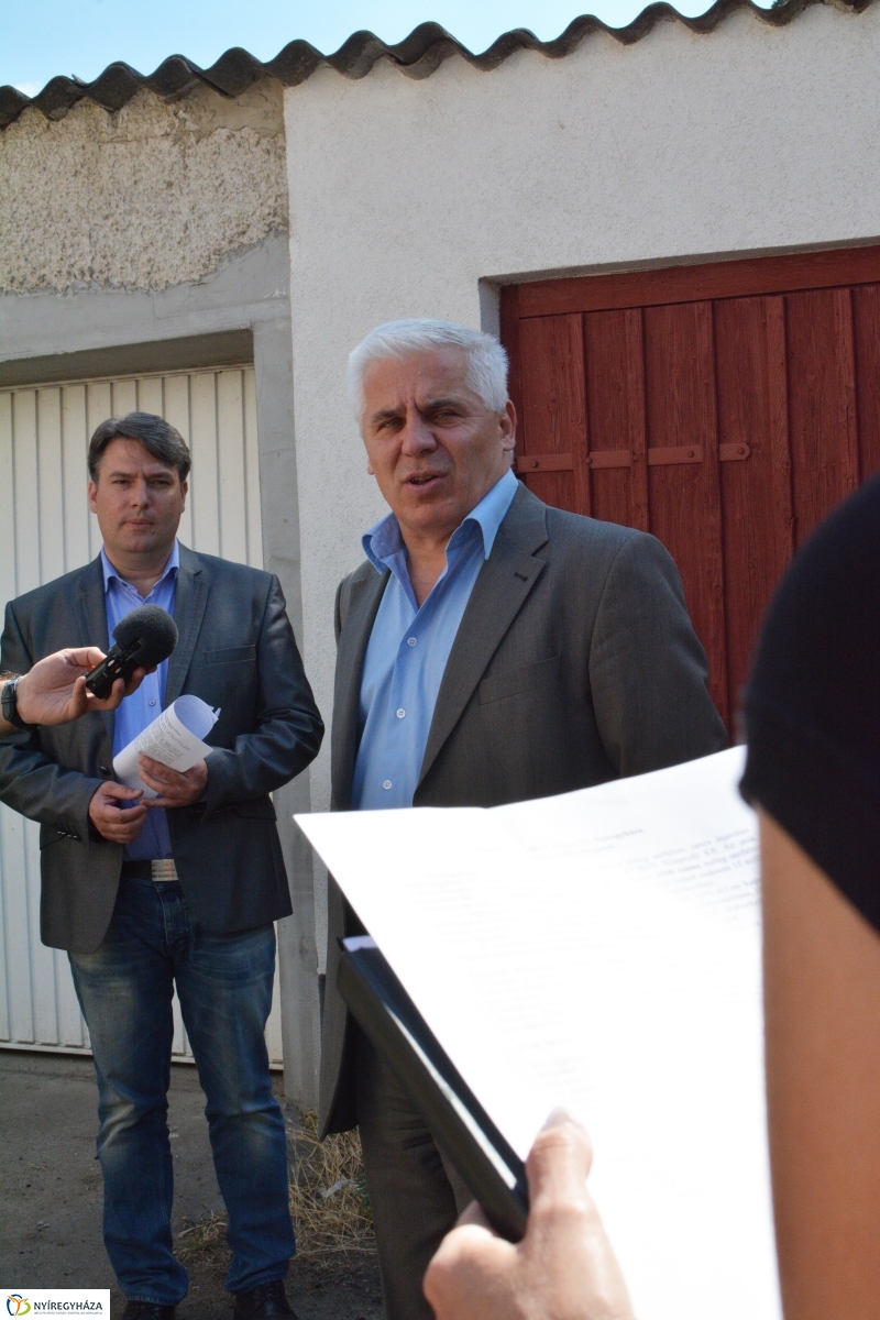 Nyári útmunkálatok a Bocskai utcánál