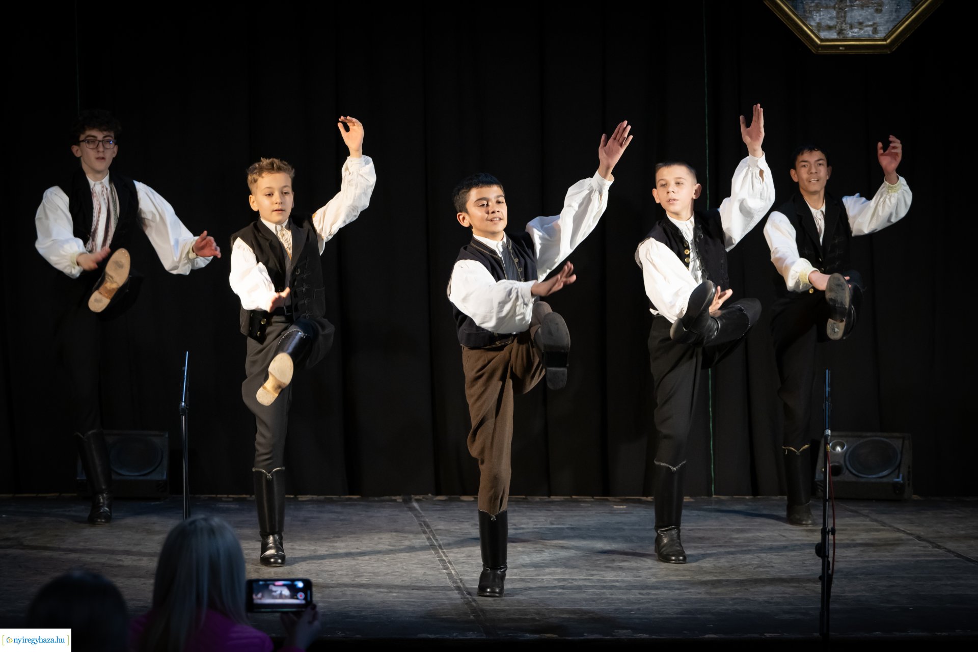 25-jére rendezték meg a Vécsey- Vásárhelyi Országos Kamara Néptánc, Népzenei és Népdaléneklési Versenyt