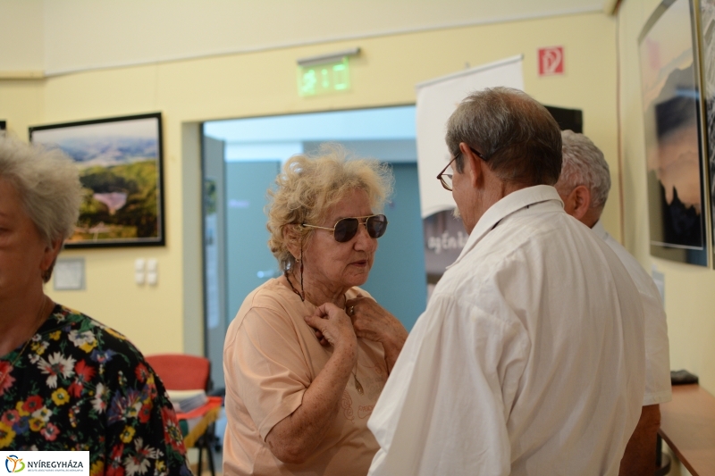 Kiállítás megnyitó és könyvbemutató a Móricz Zs. könyvtárban