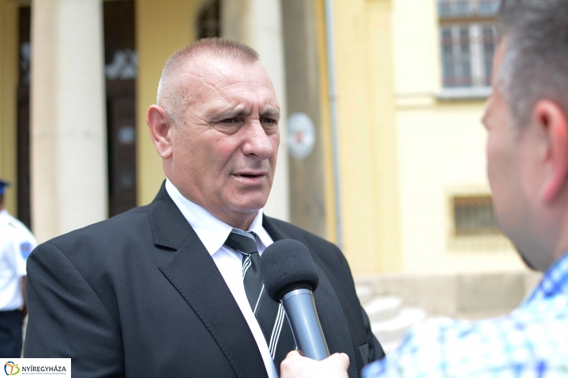 Gépkocsik átadása - MRFK