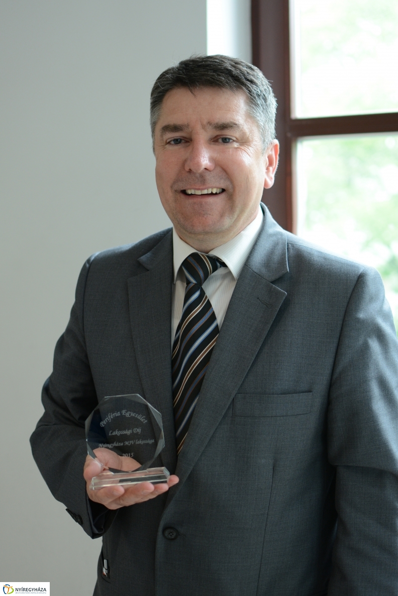 Periféria egyesület 