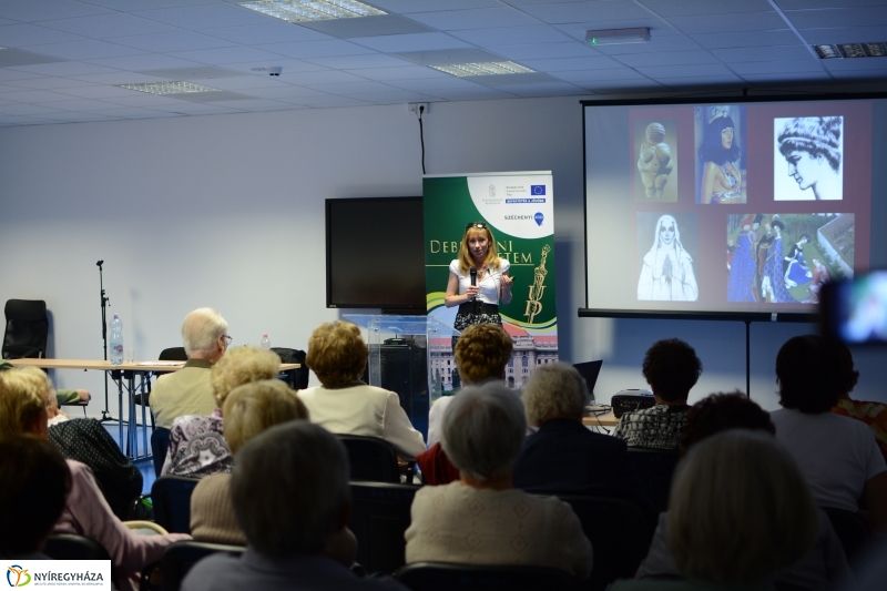 Szépkorúak akadémiája - Öregedés művészete