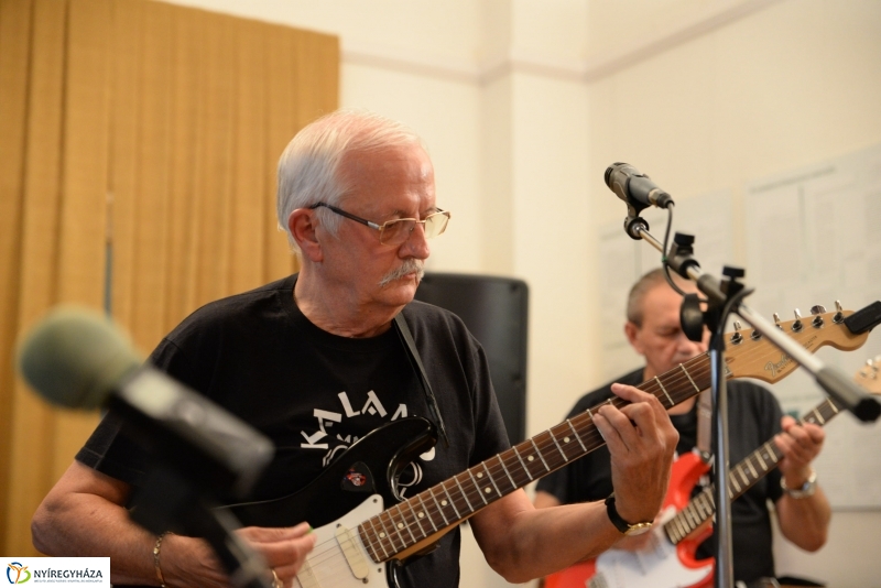 Republic emlék-est a Bencs Villában