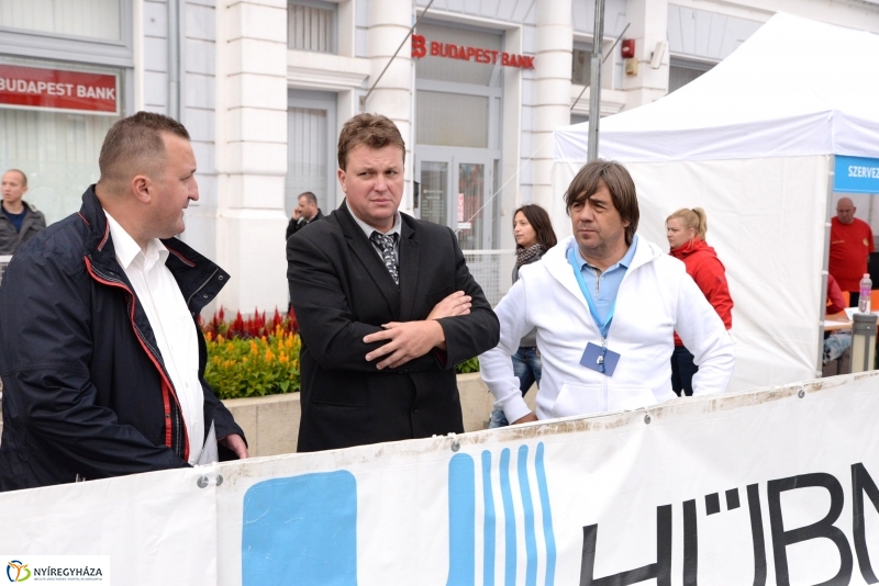 Megkezdődött a Hübner strandröplabda bajnokság